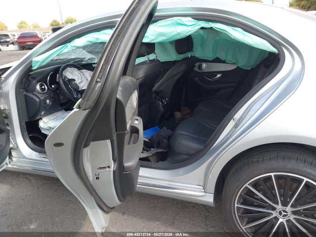 W1KWF8DB6LR597163 Mercedes-Benz C 300