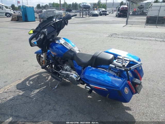 Harley-Davidson FLHX 2024 1HD1KB728RB649885 Image 3