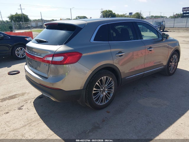2LMTJ8LR9GBL68172 Lincoln Mkx Reserve