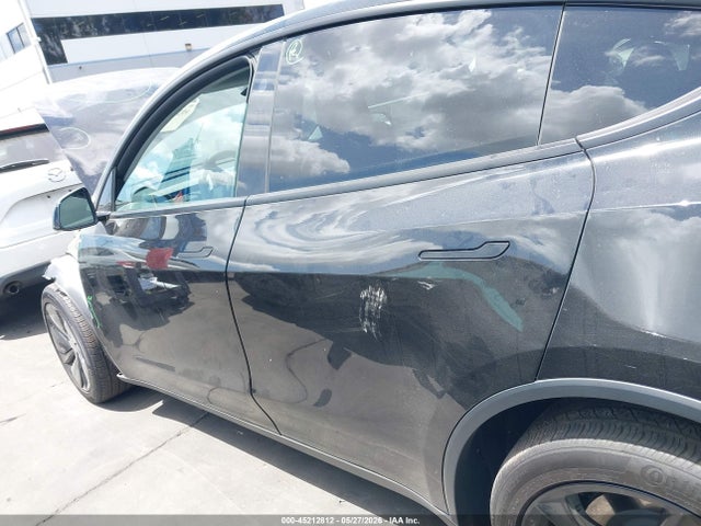 45212812 :رقم المزاد ، 7SAYGDED0TF414342 vin ، 2026 Tesla Model Y Premium Rear-wheel Drive/rear-wheel Drive مزاد بيع