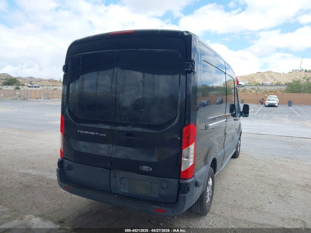 1FTYR2CM3FKA84525 Ford Transit-250