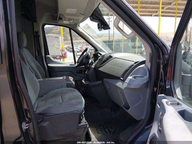 1FTYR2CM3FKA84525 Ford Transit-250
