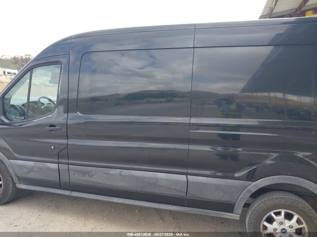 1FTYR2CM3FKA84525 Ford Transit-250