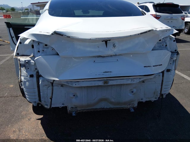 5YJ3E1EB9NF197032 Tesla Model 3 Long Range Dual Motor All-wheel Drive