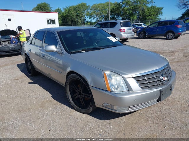 45212859 :رقم المزاد ، 1G6KD57Y26U148659 vin ، 2006 Cadillac Dts Standard مزاد بيع