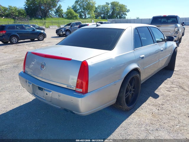 Продажа на аукционе авто 2006 Cadillac Dts Standard, vin: 1G6KD57Y26U148659, номер лота: 45212859