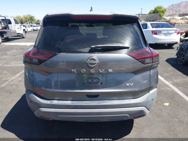 5N1BT3BA1NC692147 Nissan Rogue Sv Fwd