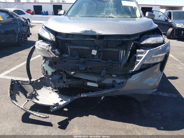 2022 Nissan Rogue Sv Fwd მანქანა იყიდება აუქციონზე, vin: 5N1BT3BA1NC692147, აუქციონის ნომერი: 45212875