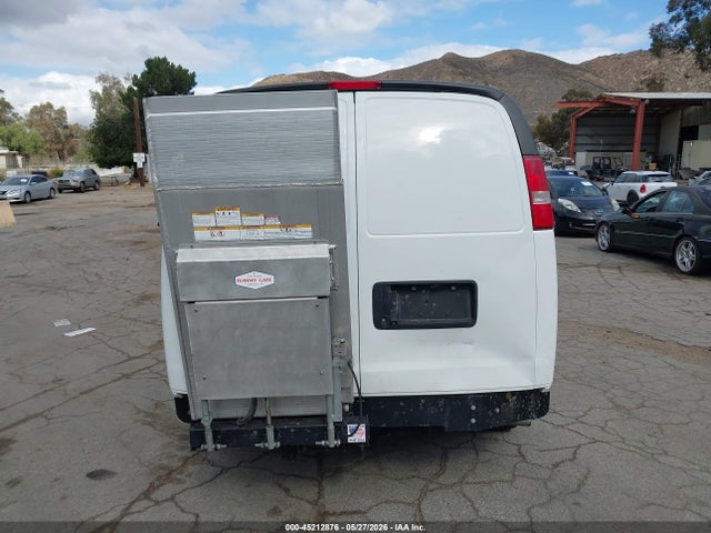 45212876 :رقم المزاد ، 1GCWGAFF5H1109860 vin ، 2017 Chevrolet Express 2500 Work Van مزاد بيع
