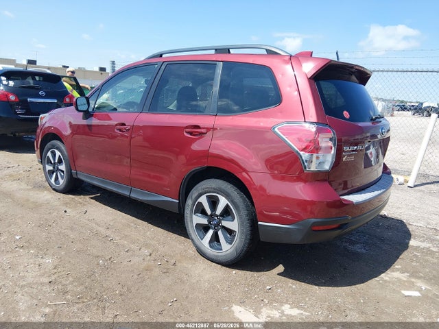 Subaru Forester 2.5i Premium 2017 JF2SJAEC9HH576604 Image 3
