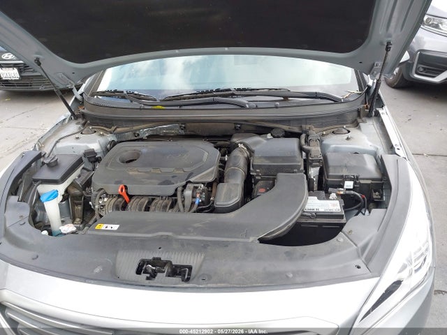 5NPE24AF4HH565988 Hyundai SONATA SE