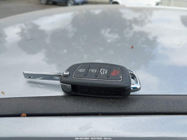 5NPE24AF4HH565988 Hyundai SONATA SE
