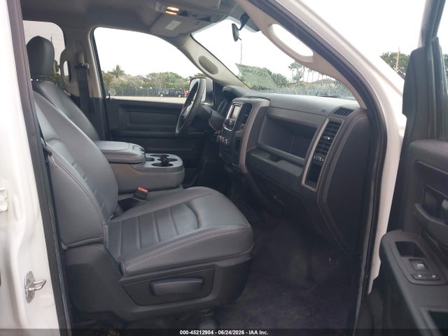 45212904 :رقم المزاد ، 1C6RR7KG1KS661986 vin ، 2019 Ram 1500 Classic Tradesman  4x4 5'7 Box مزاد بيع