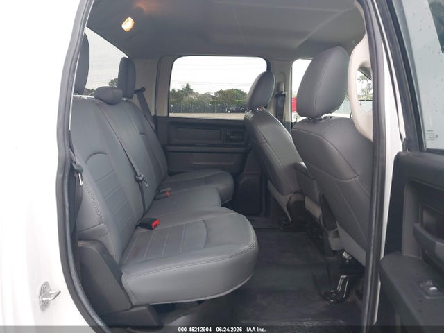 45212904 :رقم المزاد ، 1C6RR7KG1KS661986 vin ، 2019 Ram 1500 Classic Tradesman  4x4 5'7 Box مزاد بيع