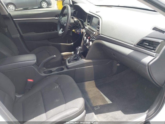 5NPD84LF0KH488597 Hyundai ELANTRA SEL
