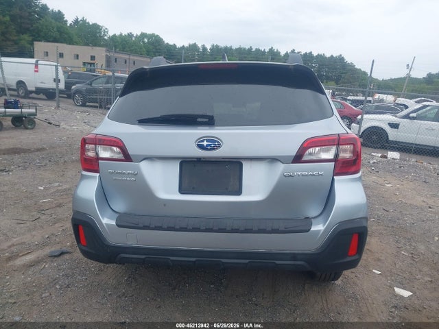 Subaru Outback 2.5i Premium 2018 4S4BSACC9J3384225 Image 17