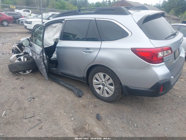 Subaru Outback 2.5i Premium 2018 4S4BSACC9J3384225 Image 3