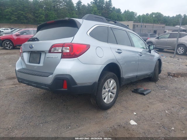 Subaru Outback 2.5i Premium 2018 4S4BSACC9J3384225 Image 4