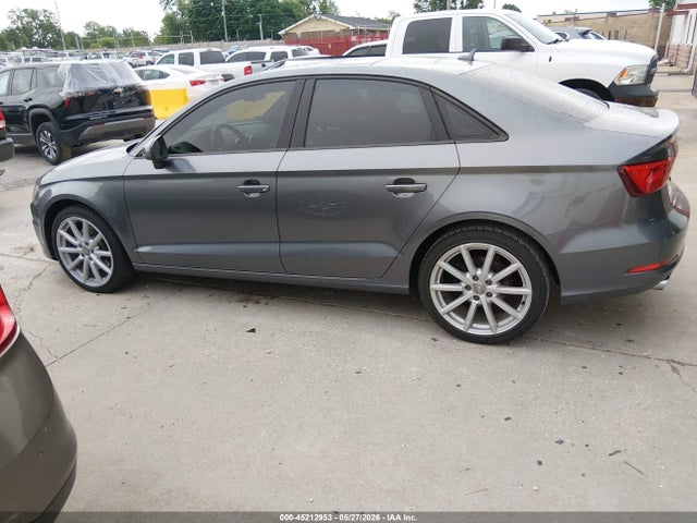 45212953 :رقم المزاد ، WAUA7GFF9G1037327 vin ، 2016 Audi A3 1.8t Premium مزاد بيع