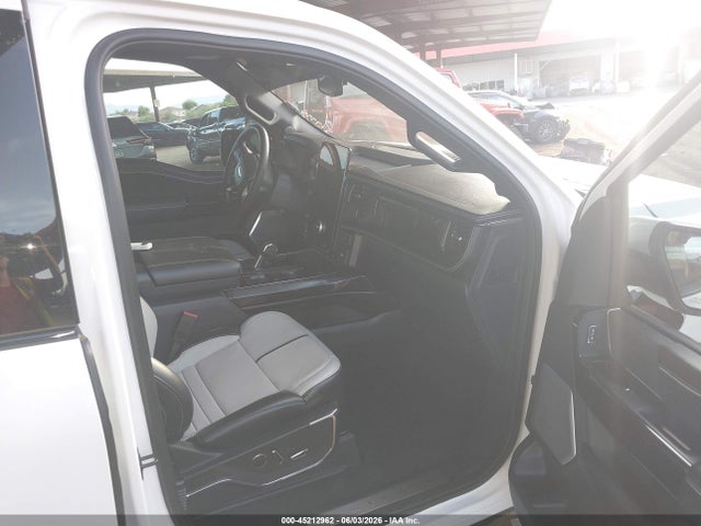 Ford F-150 Lightning Platinum 2023 1FT6W1EV7PWG26039 Image 5