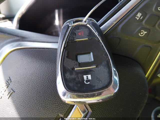 2GNAXKEXXJ6309766 Chevrolet EQUINOX LT