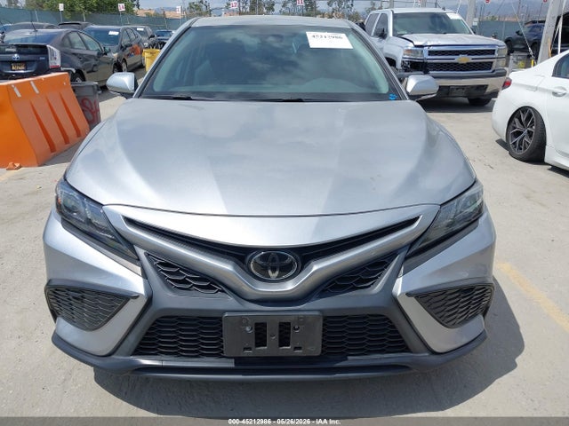 4T1G11AK2RU878323 Toyota CAMRY SE
