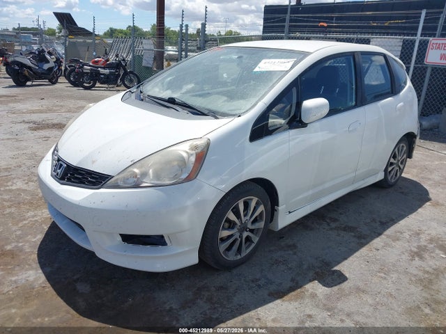 Продажа на аукционе авто 2013 Honda Fit Sport, vin: JHMGE8H55DC035019, номер лота: 45212989
