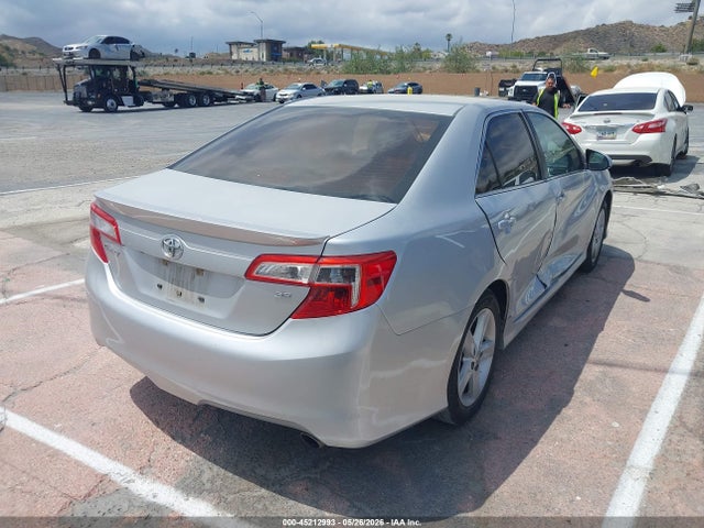 Toyota CAMRY SE 2014 4T1BF1FK2EU454932 Image 4