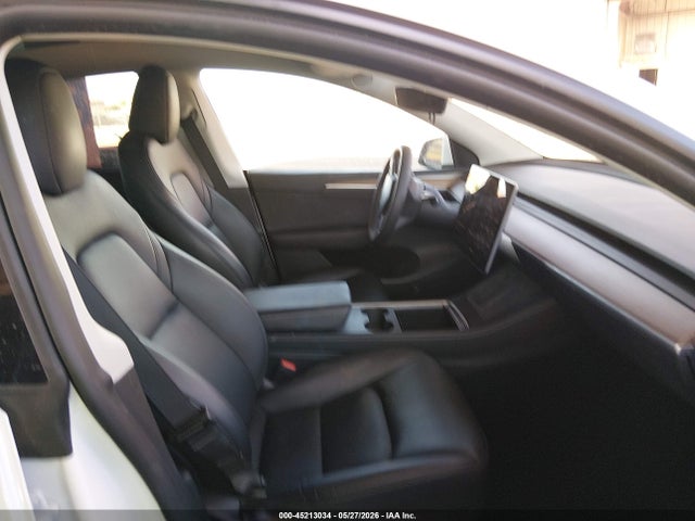 45213034 :رقم المزاد ، 7SAYGDED3RF163938 vin ، 2024 Tesla Model Y Long Range Single Motor Rear-wheel Drive/rwd مزاد بيع