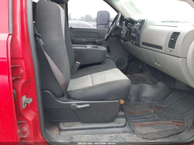 Продажа на аукционе авто 2008 Chevrolet Silverado 3500hd Work Truck, vin: 1GCHC33KX8F203219, номер лота: 45213052