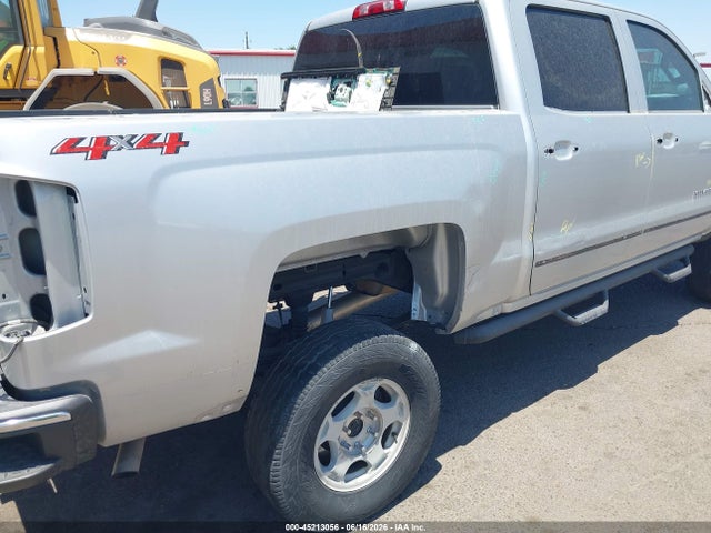 3GCUKREC8JG436871 Chevrolet Silverado 1500 1lt