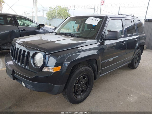 45213084 :رقم المزاد ، 1C4NJRBB5FD231418 vin ، 2015 Jeep Patriot Sport مزاد بيع