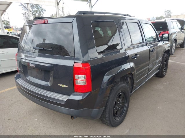 45213084 :رقم المزاد ، 1C4NJRBB5FD231418 vin ، 2015 Jeep Patriot Sport مزاد بيع
