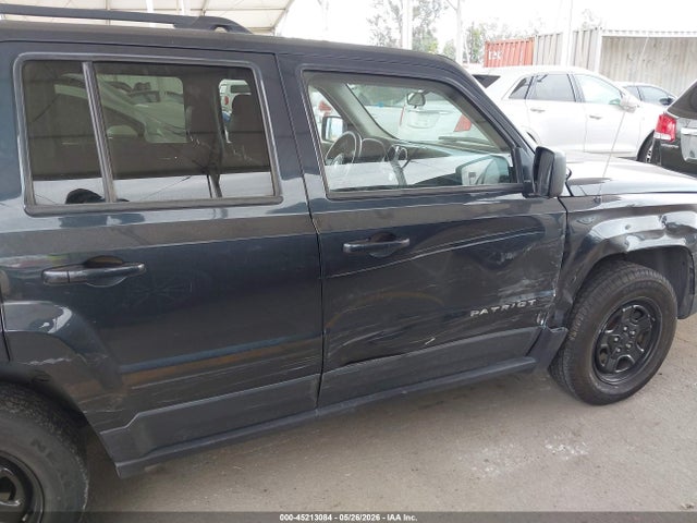 45213084 :رقم المزاد ، 1C4NJRBB5FD231418 vin ، 2015 Jeep Patriot Sport مزاد بيع