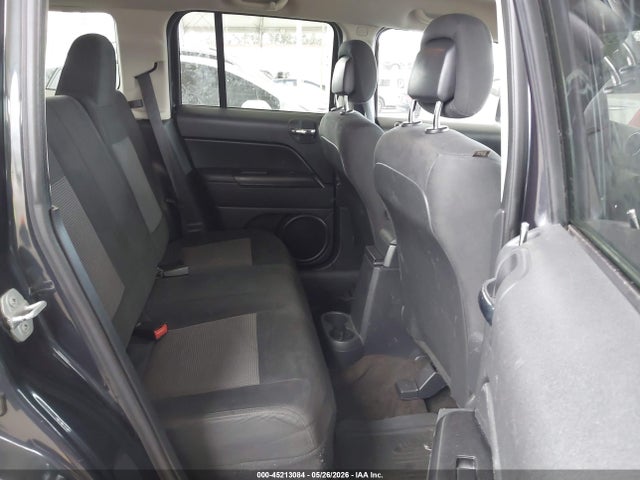 45213084 :رقم المزاد ، 1C4NJRBB5FD231418 vin ، 2015 Jeep Patriot Sport مزاد بيع