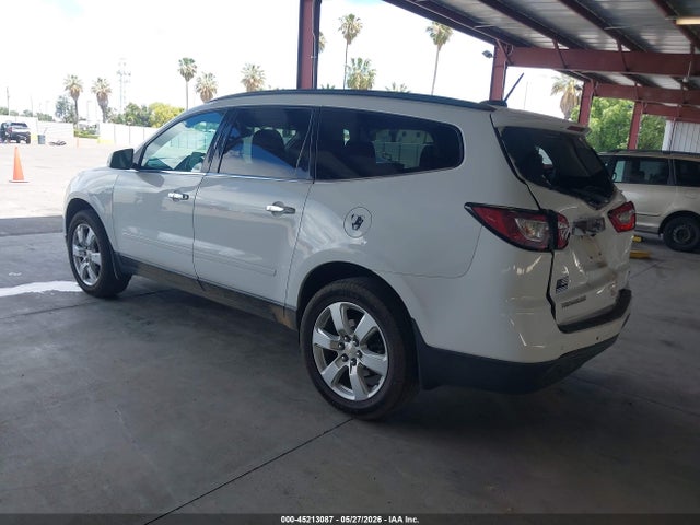 45213087 :رقم المزاد ، 1GNKRGKD1HJ304362 vin ، 2017 Chevrolet Traverse 1lt مزاد بيع