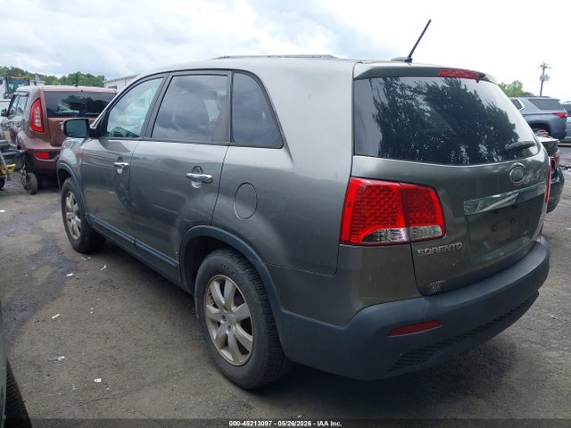 2011 Kia Sorento Lx მანქანა იყიდება აუქციონზე, vin: 5XYKT3A12BG075353, აუქციონის ნომერი: 45213097