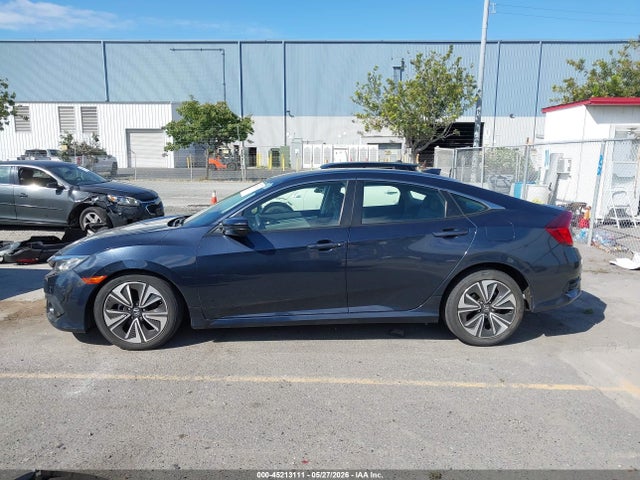 Продажа на аукционе авто 2018 Honda Civic Ex-t, vin: 19XFC1F33JE201134, номер лота: 45213111