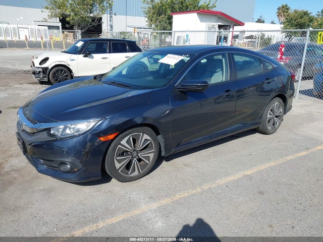 Honda Civic Ex-t 2018 19XFC1F33JE201134 Image 2