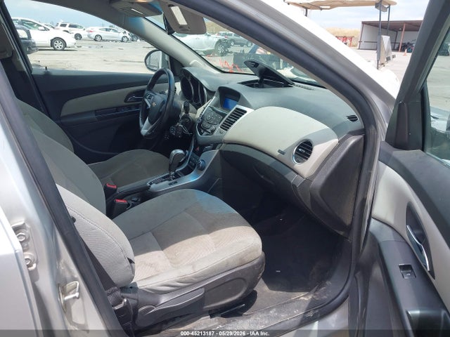 45213187 :رقم المزاد ، 1G1PC5SB1E7404756 vin ، 2014 Chevrolet Cruze 1lt Auto مزاد بيع