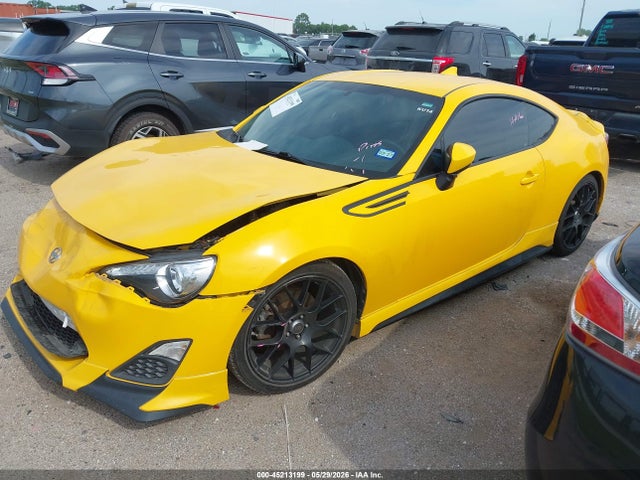 45213199 :رقم المزاد ، JF1ZNAA14F8706894 vin ، 2015 Scion Fr-s Release Series مزاد بيع