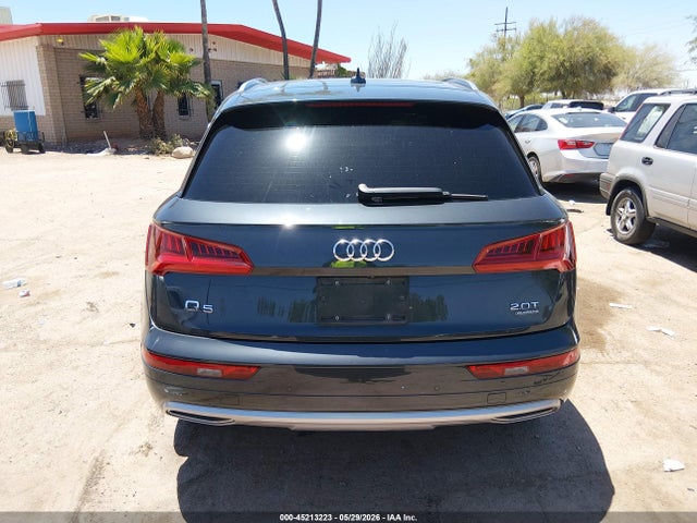 Продаж на аукціоні авто 2018 Audi Q5 2.0t Premium/2.0t Tech Premium, vin: WA1BNAFY0J2142765, номер лоту: 45213223