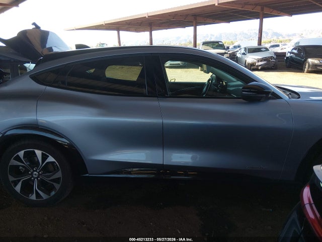 Ford Mustang Mach-e Premium 2022 3FMTK3RM2NMA30437 Image 14