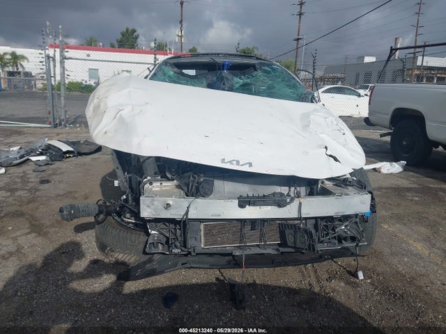 KIA Ev6 Gt 2023 KNDC5DLE6P5122209 Image 13