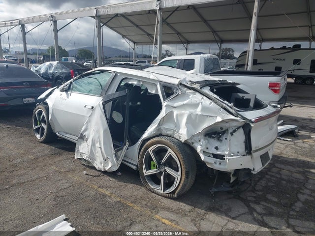 KIA Ev6 Gt 2023 KNDC5DLE6P5122209 Image 3