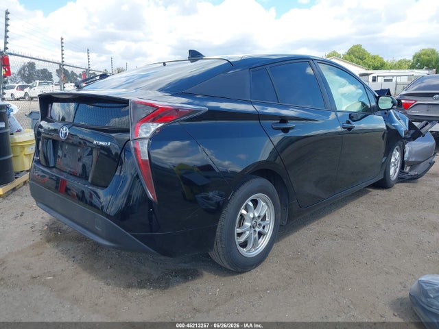 45213257 :رقم المزاد ، JTDKBRFUXG3518708 vin ، 2016 Toyota Prius Two مزاد بيع