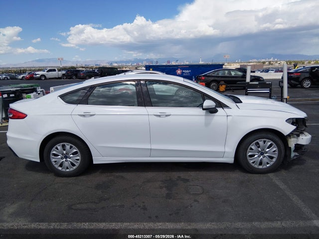 Ford FUSION S 2019 3FA6P0G77KR284471 Image 14