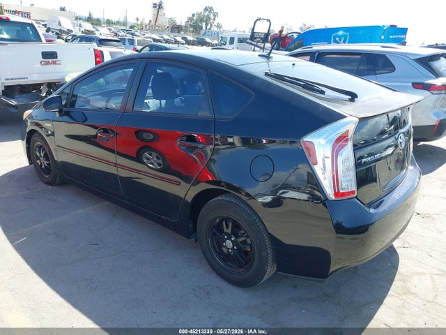 Toyota Prius Four 2014 JTDKN3DU7E1806671 Image 3