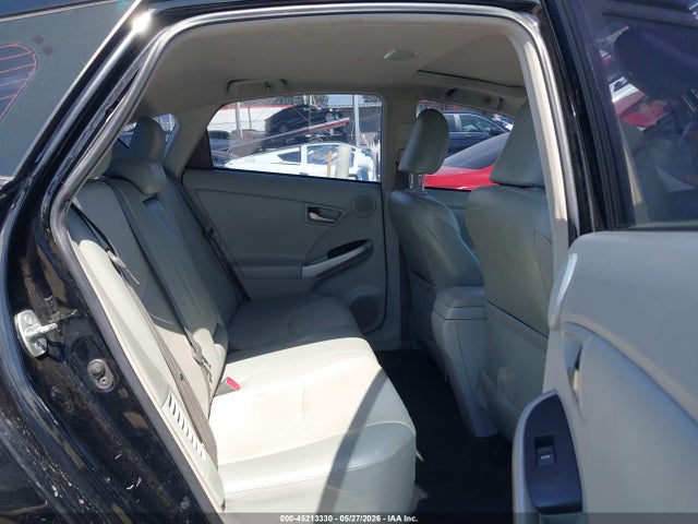 Toyota Prius Four 2014 JTDKN3DU7E1806671 Image 8