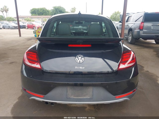 Volkswagen Beetle 2.0t Dune 2018 3VWSD7AT7JM711866 Image 16